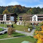 Hotell Mondi Und 4*