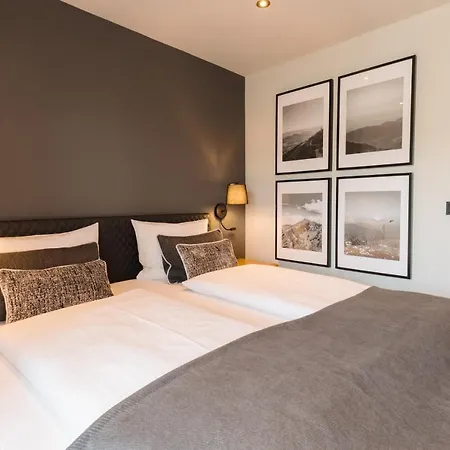 Hotel Mondi Und