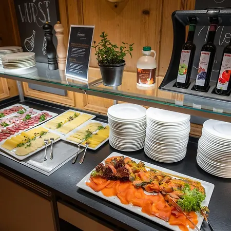 Hotel Mondi Resort Oberstaufen 4*